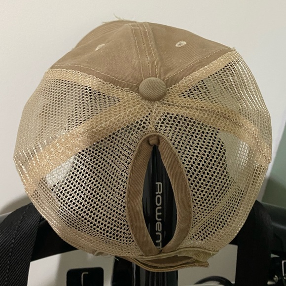 Hat - Picture 3 of 5